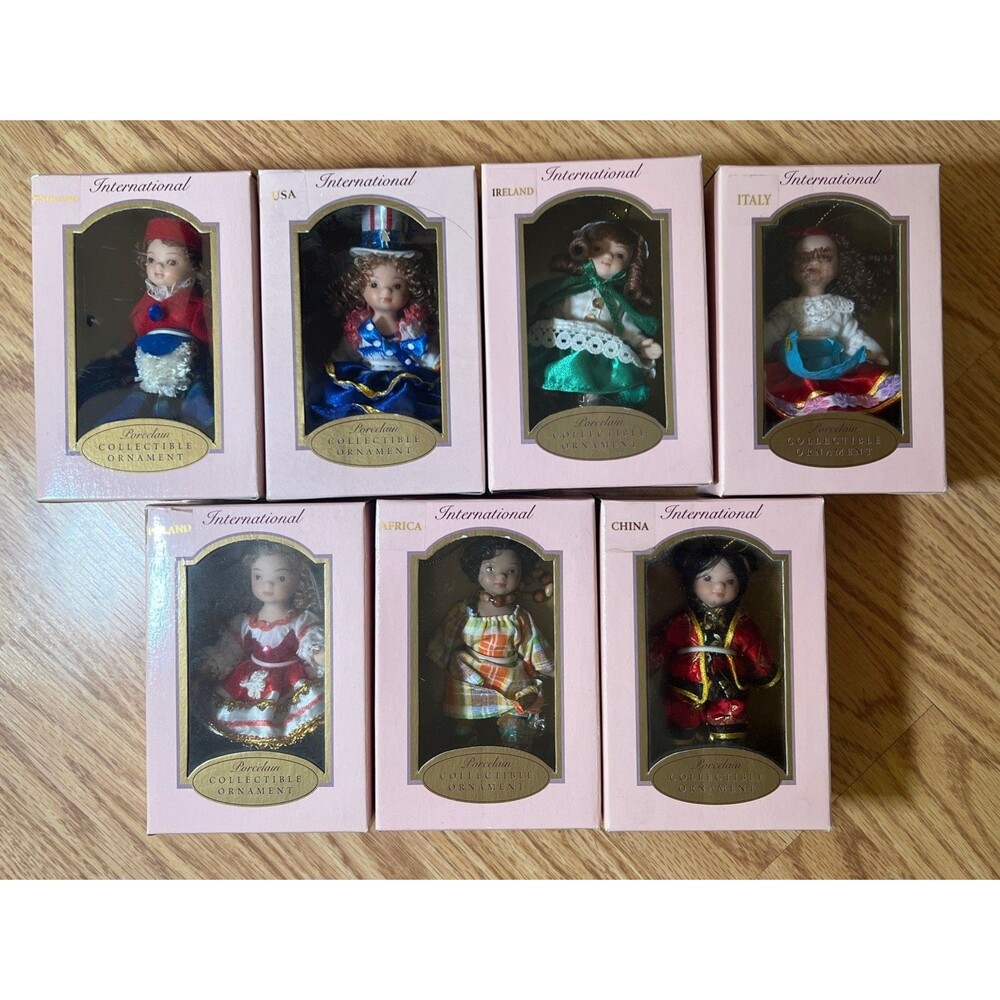 2005 Fun Bobby Qty 7 DG Creations International Porcelain Collectible Ornaments